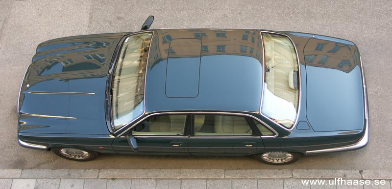 Jaguar XJ8 (X308)