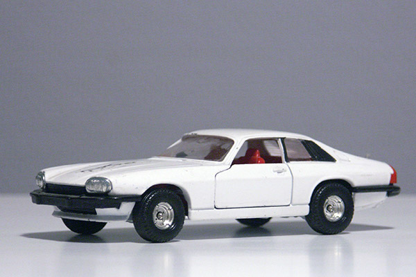Jaguar, diecast model