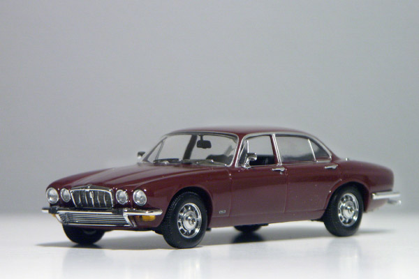 Jaguar XJ12 Series II, diecast model