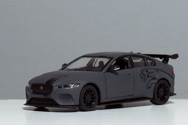 Jaguar XE SV Project 8, diecast model