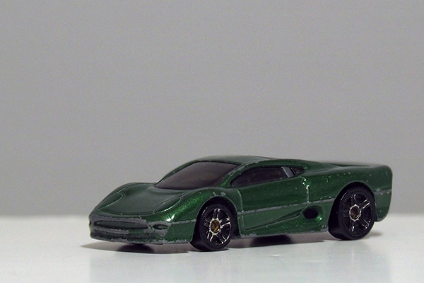 Jaguar XJ220 Hot Wheels nr 3026, modellbil