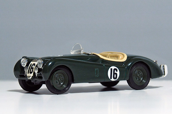 Jaguar XK120, Brumm nr r104, diecast model
